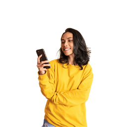 Pessoa compartilhando link do evento pelo telefone